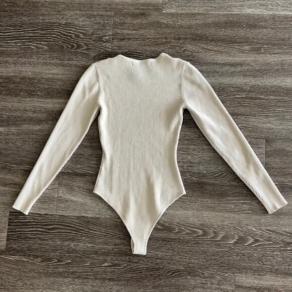 EUC Veiled New York Ribbed Knit Long Sleeve Bodysuit Beige Neutral | Size Medium - Picture 7 of 15